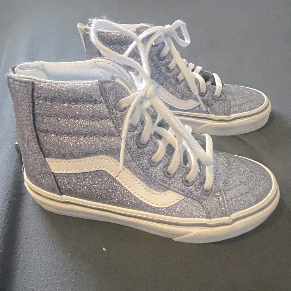 Girls size 12.5 Vans Sk8-Hi Zip Sneaker (Glitter) Pewter/True White